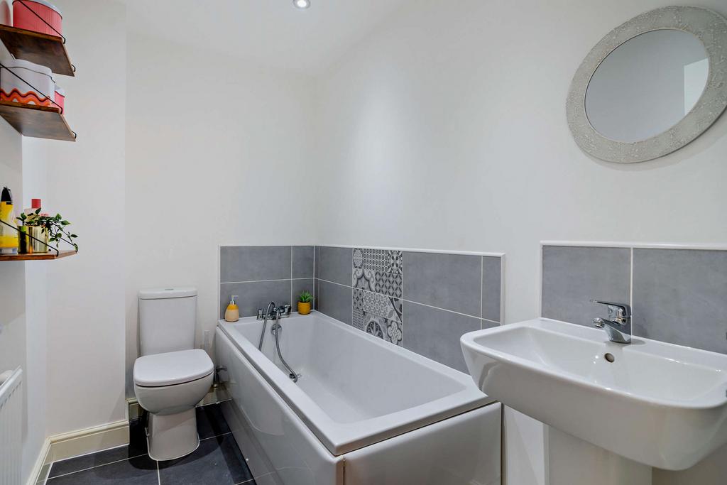 Family bathroom