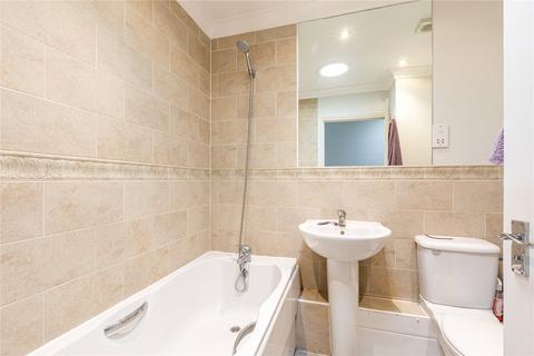 2 bedroom flat for sale, Abbey Road, Surrey KT16