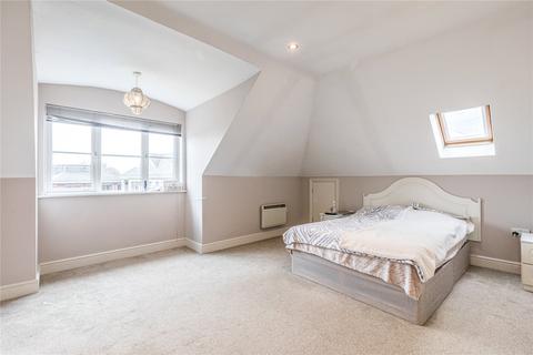 2 bedroom flat for sale, Abbey Road, Surrey KT16