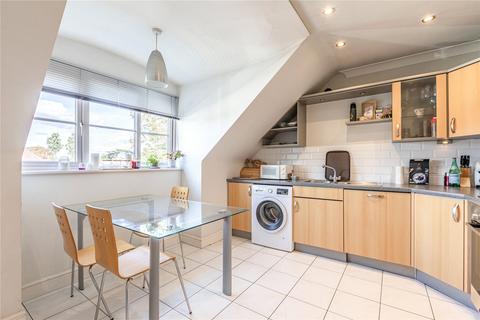 2 bedroom flat for sale, Abbey Road, Surrey KT16