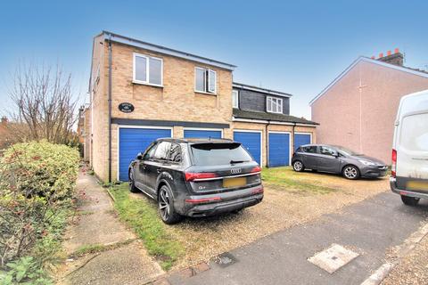 1 bedroom ground floor flat to rent, Orchard Street, Chelmsford