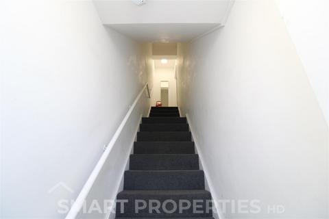 2 bedroom house to rent, Bradford Road, Huddersfield HD1