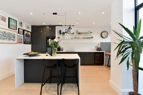 97 Cleveland Road, London, W13 0EN