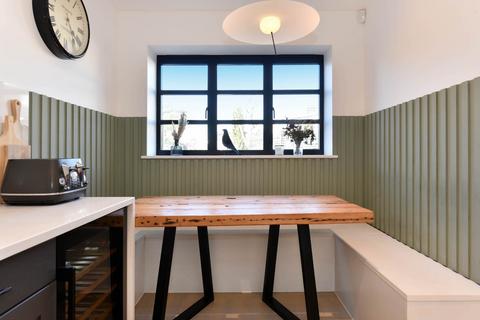 97 Cleveland Road, London, W13 0EN