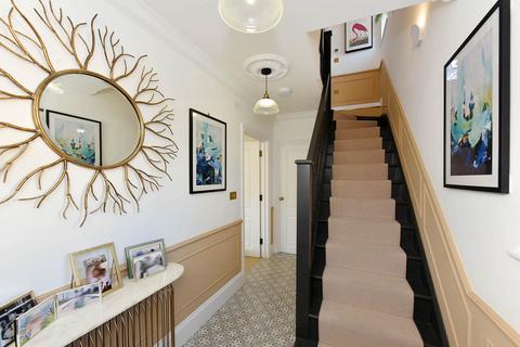 97 Cleveland Road, London, W13 0EN