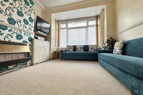 27 Poplar Road, Sparkhill, Birmingham, B11 1UH
