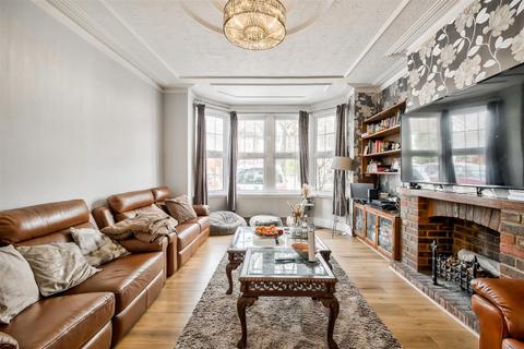 1 Windsor Road, London, E11 3QU