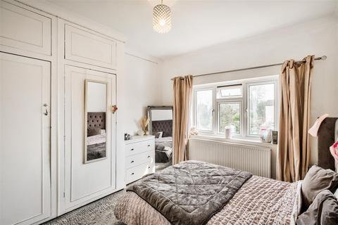 1 Windsor Road, London, E11 3QU
