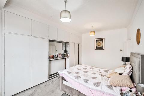 1 Windsor Road, London, E11 3QU