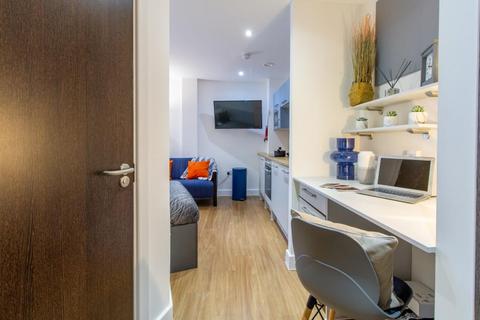 5 bedroom flat share to rent, Classic Ensuite Orbital House