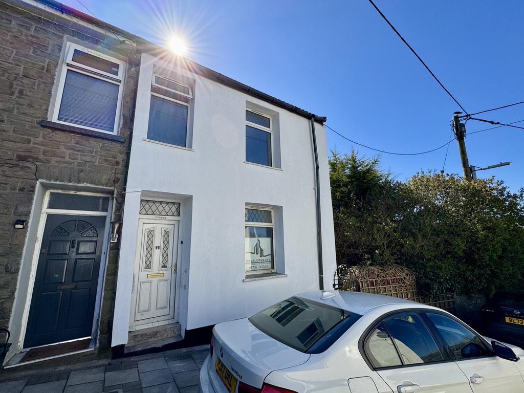 Two Bedroom Semi Detached House in Cwmbach