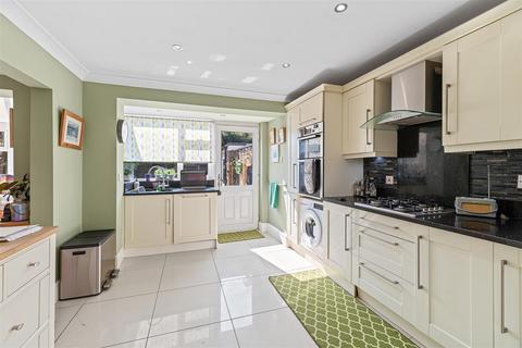 77 Acton Avenue, Appleton, Warrington, WA4 5PS
