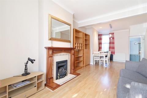 2 bedroom terraced house to rent, Holbrook Road | Stratford | E15