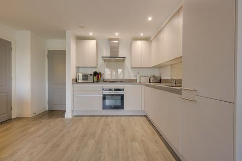 2 bedroom apartment for sale, Elizabeth Court, Burgess Hill, RH15