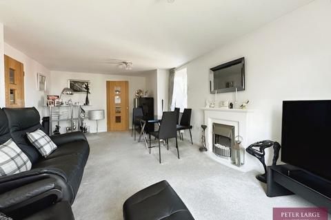 2 bedroom apartment for sale, Lido Grange, Sandy Lane, Prestayn, Denbighshire LL19 7AX