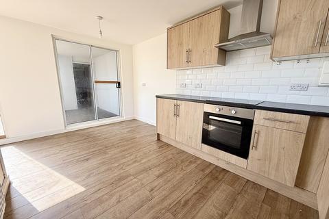 undefined, Stroud Crescent West, HU7, Hull, HU7