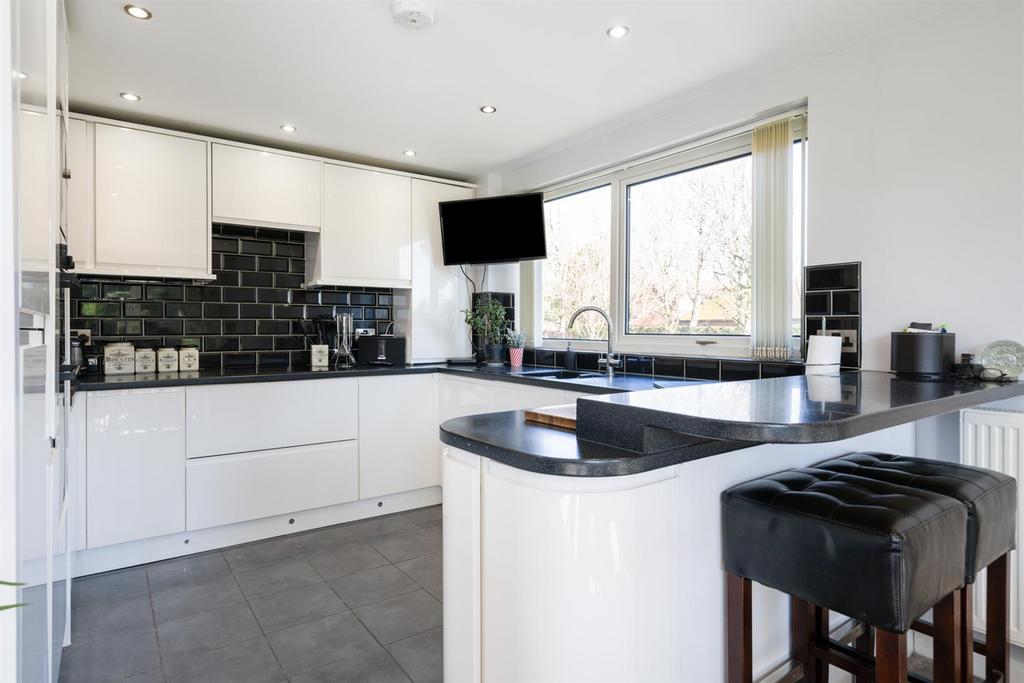Flat 1 Parklands 7.jpg