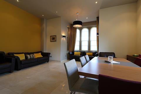 undefined, Princess Park Manor, Royal Drive, London N11