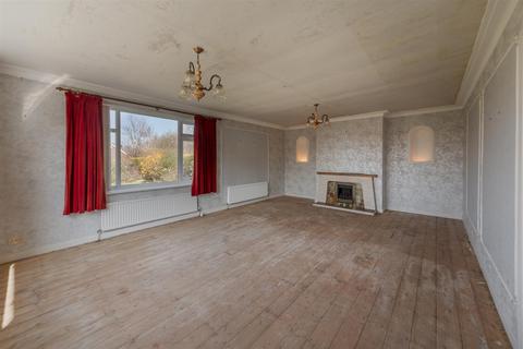 4 bedroom detached bungalow for sale, Fellside Close, Darras Hall NE20