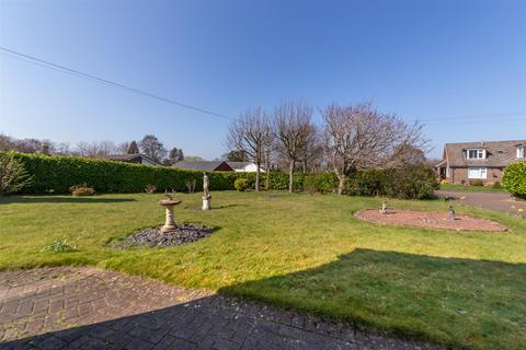 4 bedroom detached bungalow for sale, Fellside Close, Darras Hall NE20