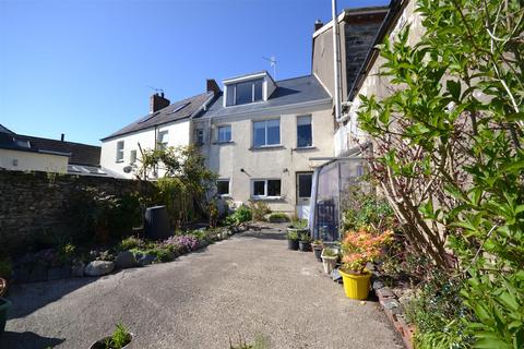 4 bedroom terraced house for sale, St. Mary Street, Cardigan