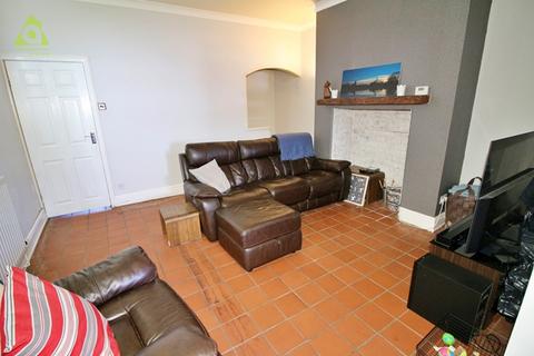 105 Bolton Road, Westhoughton, Bolton, BL5 3DY