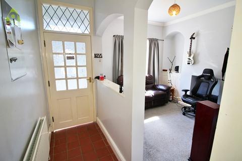 105 Bolton Road, Westhoughton, Bolton, BL5 3DY