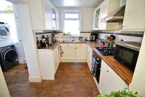 105 Bolton Road, Westhoughton, Bolton, BL5 3DY