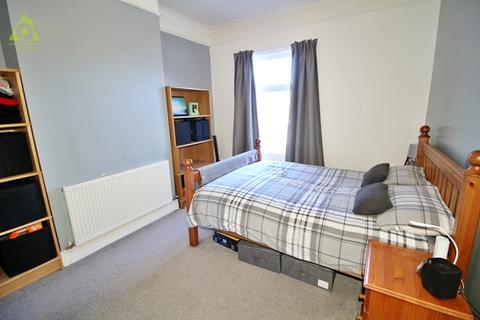 105 Bolton Road, Westhoughton, Bolton, BL5 3DY