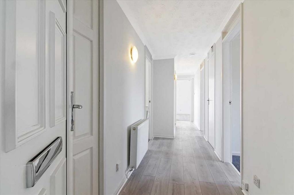 Entrance Hallway (1)