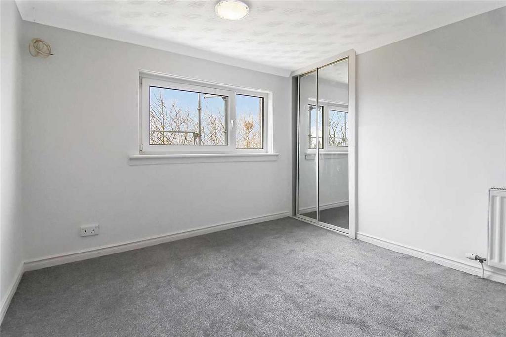 Bedroom One (2)