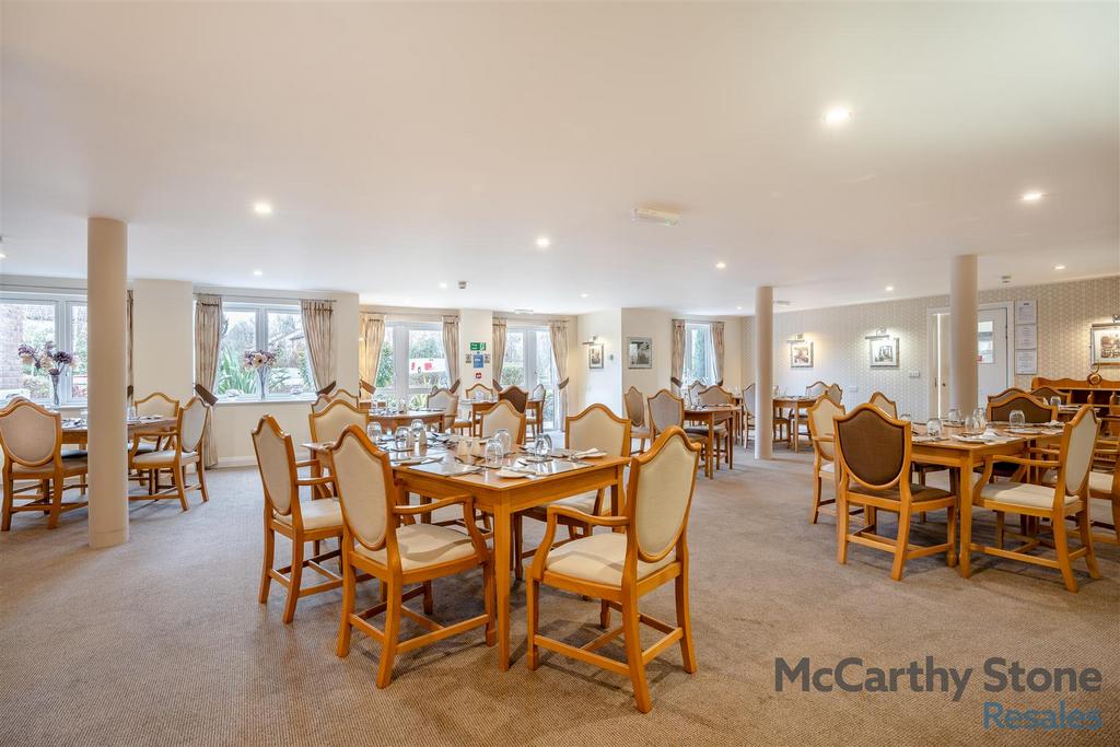 8639216-interior11.jpg