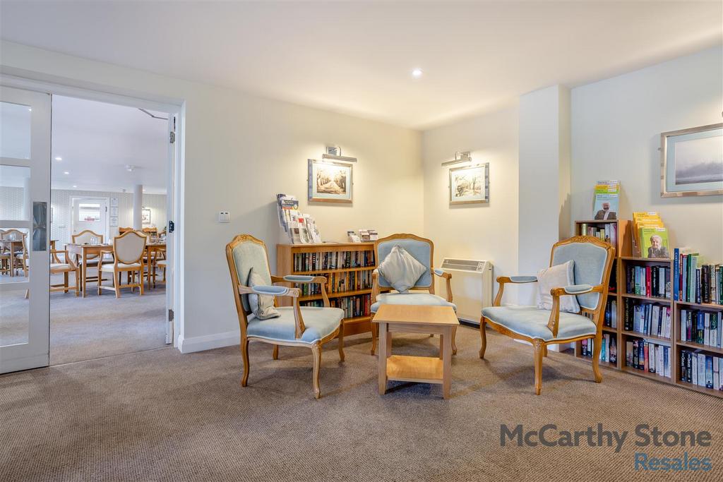 8639216-interior09.jpg