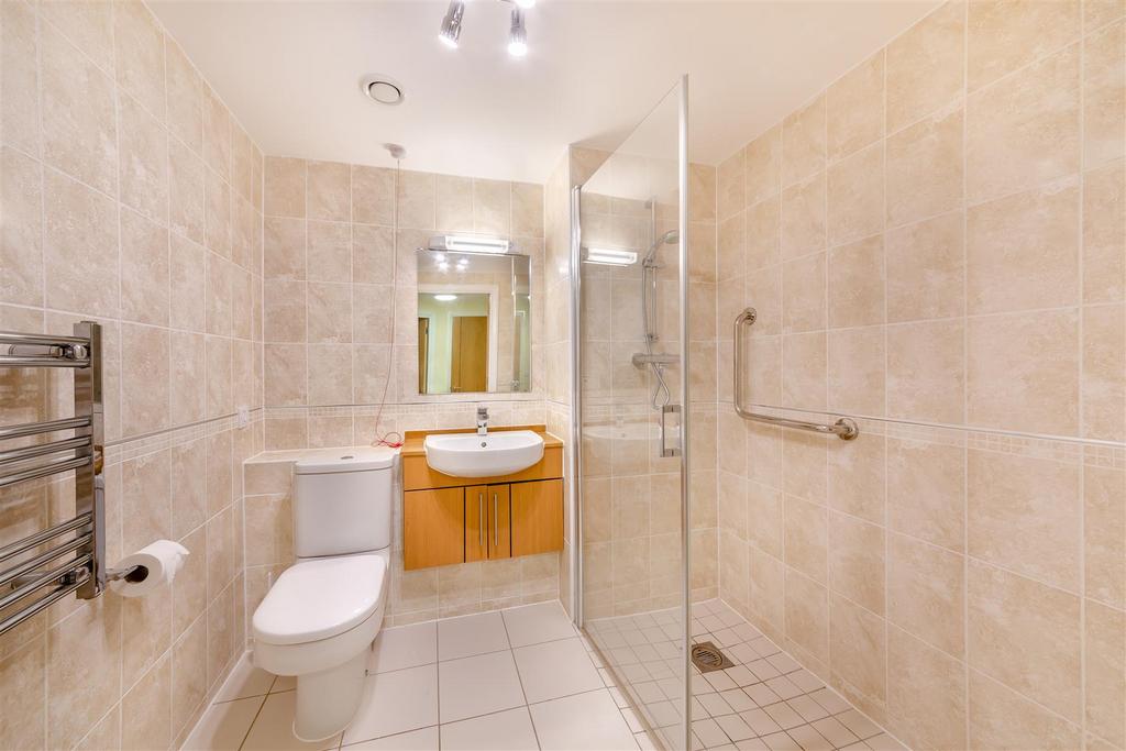 8578938-interior01.jpg