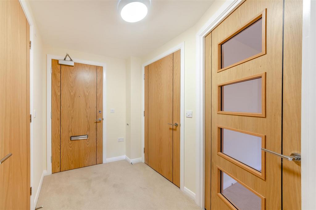 8578938-interior04.jpg
