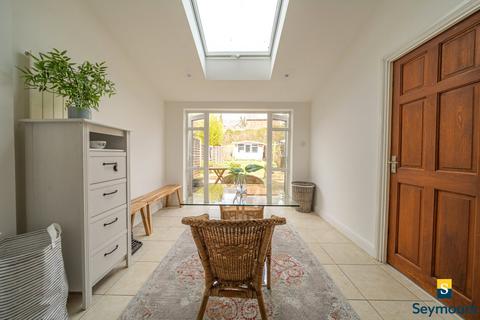 3 bedroom end of terrace house for sale, Cline Road, Surrey GU1