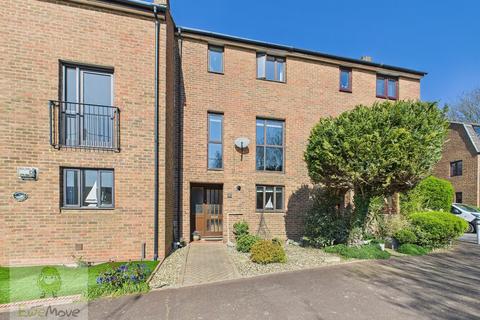 4 bedroom townhouse for sale, Albion Place, Lower Upnor, Rochester, ME2 4XD