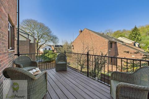 17 Albion Place, Lower Upnor, Rochester, ME2 4XD