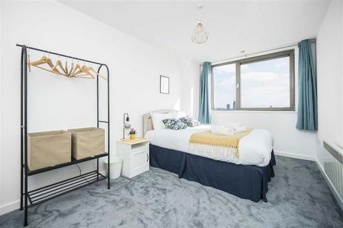 2 bedroom flat for sale, Spencer Way, London E1