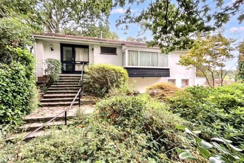 4 bedroom detached house for sale - Broadstone