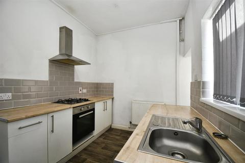 2 bedroom end of terrace house for sale, Buckingham Street, Hull