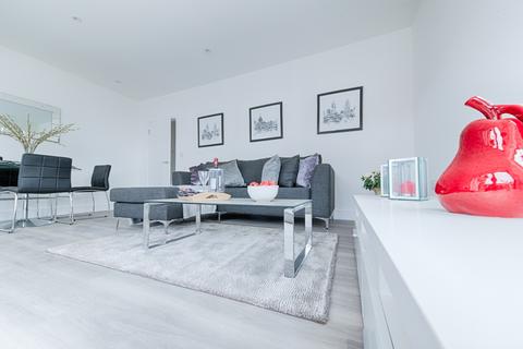 1 bedroom flat for sale, Vicarage Court, Watford, WD18 0EY