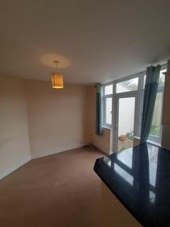 3 bedroom semi-detached house to rent, Coniston Avenue, Headington, Oxford