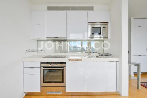 Studio to rent, Ontario Tower, New Providence Wharf, E14