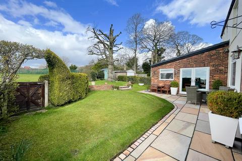 4 bedroom detached house for sale, Bredbury Green, Romiley