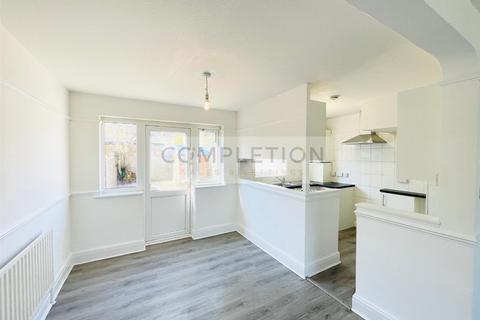 6 Oxford Close, London, N9 0NB