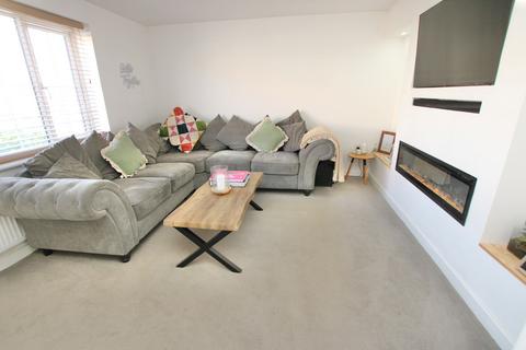 138 Central Boulevard, Aylesham, Canterbury, CT3 3GT