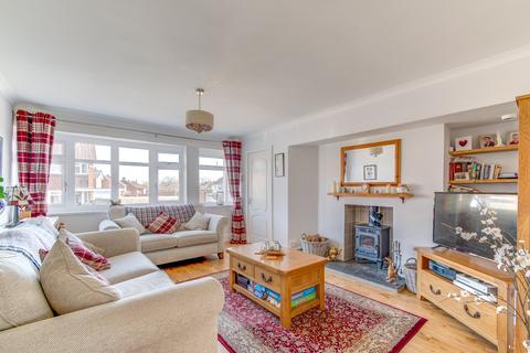 32 Gunners Lane, Studley, B80 7LU