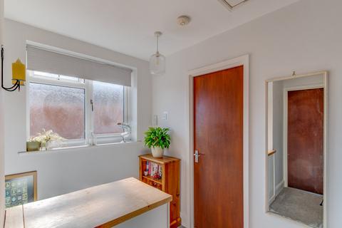 32 Gunners Lane, Studley, B80 7LU