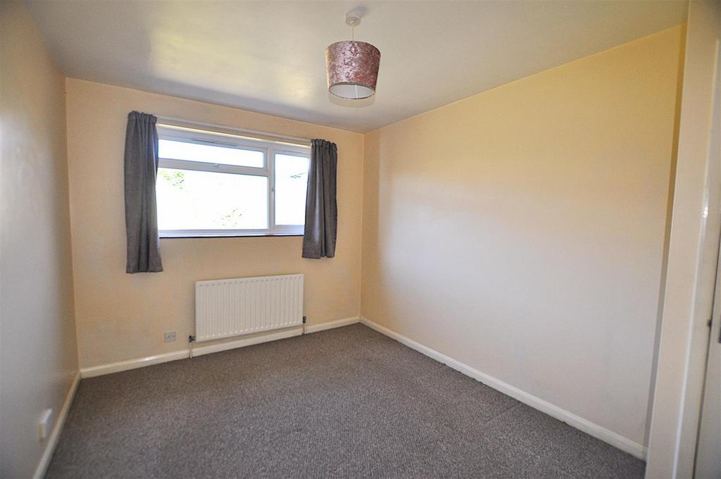 Bedroom 1.JPG